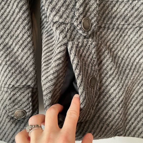 Jou Jou Women's Black and Grey Striped Jacket L - Picture 4 of 6